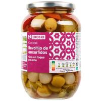 Revoltijo de encurtidos picante EROSKI, frasco 500 g