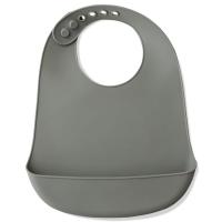 Babero imperpeable gris petroleo de silicona con bolsillo recogemigas INTERBABY