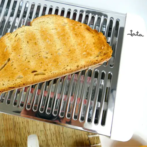 Tostadora horizontal JATA TT589 con 4 barras. 550 W