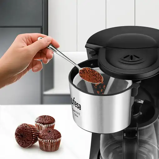 Cafetera de goteo, 12 tazas, CG7125 Capriccio 12 Delux UFESA