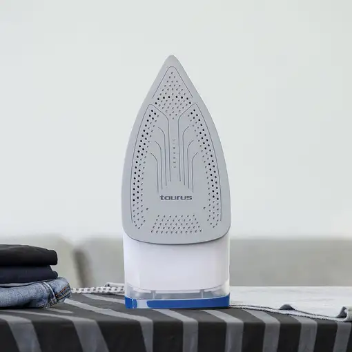 Taurus FIJI 3000 CERAMIC Plancha a vapor Suela de cerámica 3000 W Azul