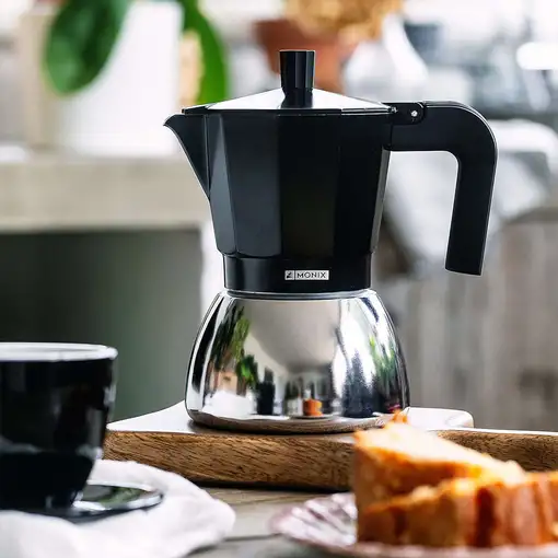 Cafetera Italiana negra Induction inox, tecnologia Bi-clad, mango termoresistente, apta para todo tipo de cocinas MONIX, 3 tazas