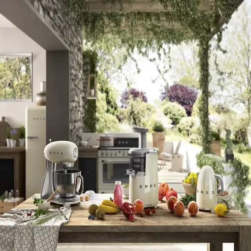Smeg KLF03PGEU tetera eléctrica 1,7 L 2400 W Verde