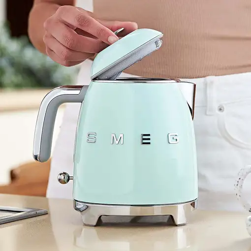 Smeg KLF05PGEU tetera eléctrica 0,8 L 1400 W Verde