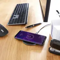 Intenso BA2 Smartphone Negro, Plata USB Cargador inalámbrico Carga rápida Interior