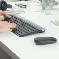 Logitech 920-009204 teclado Ratón incluido Universal RF inalámbrico QWERTY Interna