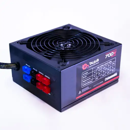 TALIUS fuente alimentacion 700w modular