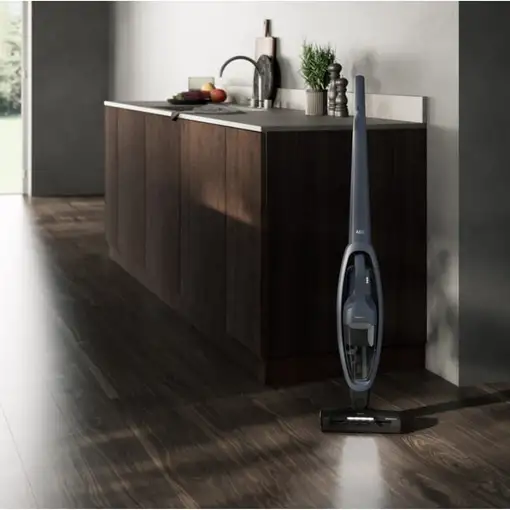 AEG AS52CB18DB Aspiradora escoba Batería Secar Sin bolsa 0,3 L 29 W Negro 2 Ah