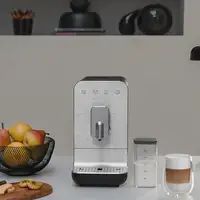 Smeg BCC13BLMEU cafetera eléctrica Totalmente automática Máquina espresso 1,4 L