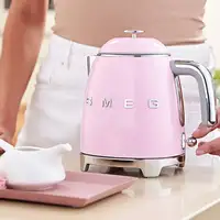 Smeg KLF05PKEU tetera eléctrica 0,8 L 1400 W Rosa