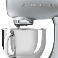 Smeg SMF02SVEU batidora Batidora de varillas 800 W Plata