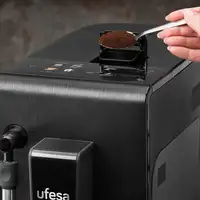 Ufesa Sensazione Totalmente automática Máquina espresso 1,4 L