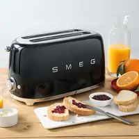 Smeg TSF02BLEU tostadora 6 4 rebanada(s) 1500 W Negro