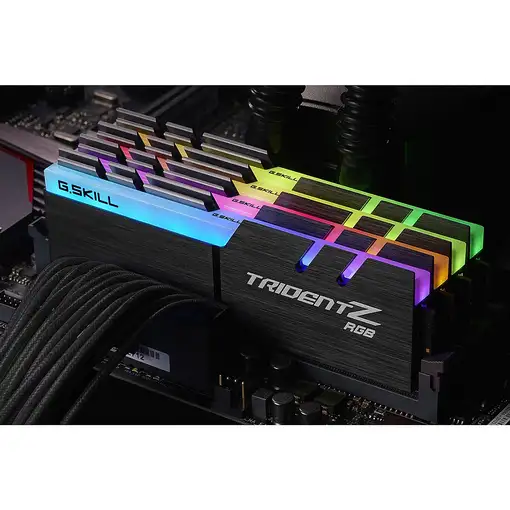 G.Skill Trident Z RGB F4-3200C16Q-32GTZR módulo de memoria 32 GB 4 x 8 GB DDR4 320