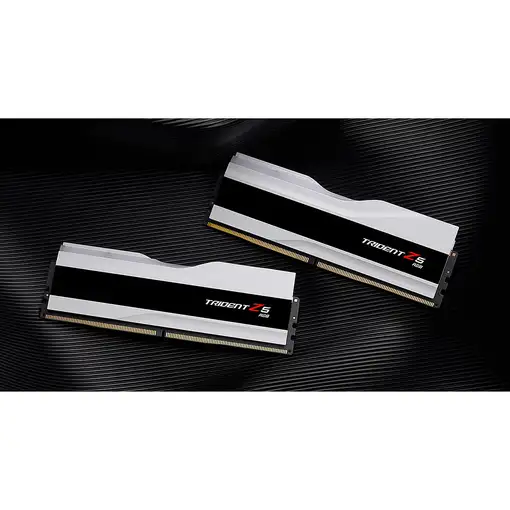 G.Skill Trident Z5 RGB módulo de memoria 32 GB 2 x 16 GB DDR5 6000 MHz