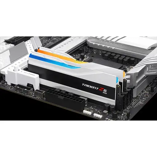 G.Skill Trident Z5 RGB módulo de memoria 64 GB 2 x 32 GB DDR5 6000 MHz