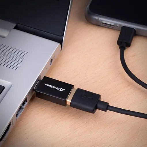 Sharkoon OfficePal USB-C Adapter tarjeta y adaptador de interfaz USB 3.2 Gen 1 (3.