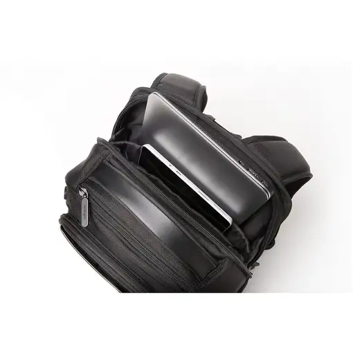 Kensington Mochila Contour™ 2.0 Executive para portátiles: 14”