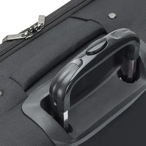 Rivacase 8481 39,6 cm (15.6") Maletín con ruedas Negro