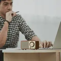 Sangean WR-7 Portátil Nuez