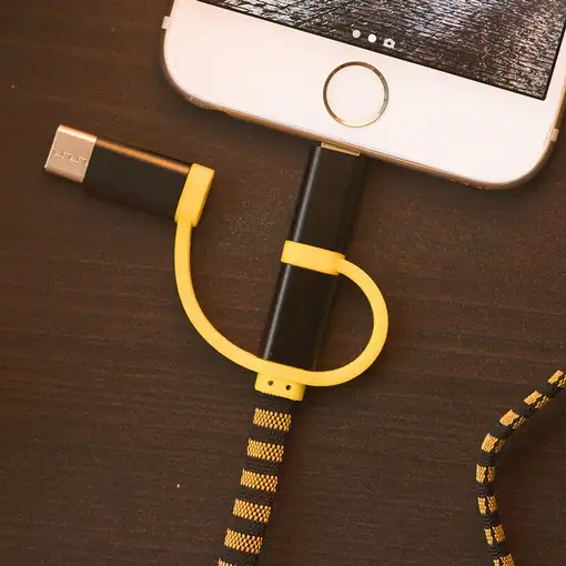 Thumbs Up 1002655 cable USB 1 m USB A Micro-USB B Negro, Amarillo