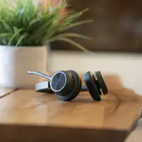 POLY Auriculares USB-C Voyager 4320 + adaptador BT700