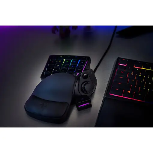 Razer Tartarus V2 teclado numérico PC/servidor USB Negro