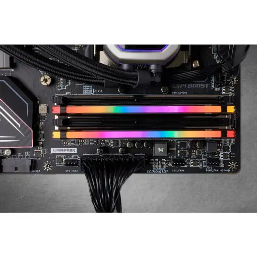 Corsair Vengeance RGB CMW16GX4M2C3200C16 módulo de memoria 16 GB 2 x 8 GB DDR4 320