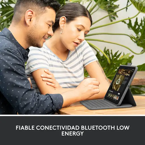 Logitech Slim Folio