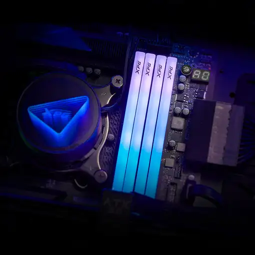 ADATA LANCER BLADE RGB módulo de memoria 32 GB 2 x 16 GB DDR5 6000 MHz ECC